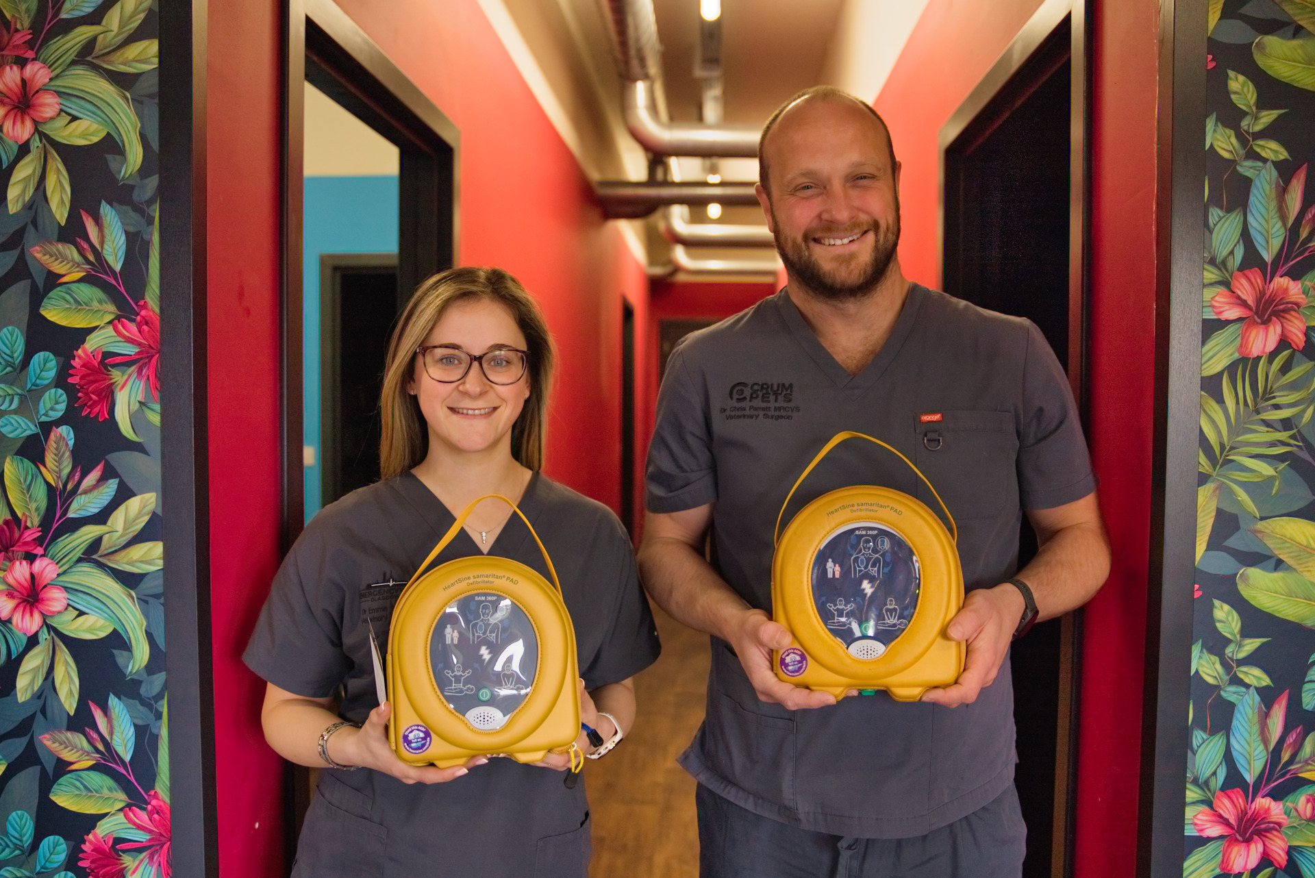 emergency vets in Glasgow - defibrillator